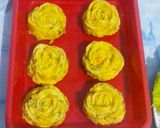 Foto langkah ke 4 dari resep Sosis Telur Mawar.