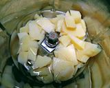 A picture of step 17 of Pinwheel sandwiches with vegetable soup.