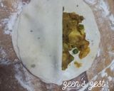 A picture of step 4 of Matar Aloo Parathas.