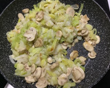 Foto del paso 1 de la receta: Pastel de Puerros y Champiñones