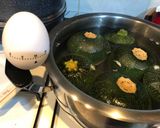 Foto del paso 2 de la receta Bomba de calabacín relleno de verduras y pollo