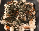 A picture of step 7 of Chirashizushi (Scattered Sushi) with salmon and shrimp - Japanese sushi.
