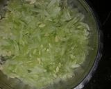 A picture of step 3 of Yoghurt koshimbir.