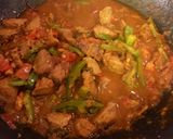 صورة لخطوة 8 من وصفة لحم بالكاري🥘🌶