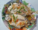 Foto langkah ke 4 dari resep Ikan masak tomat.