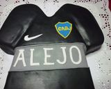 Foto del paso 9 de la receta: Torta camiseta arquero de boca junior