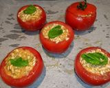 Foto del passaggio 6 della ricetta Pomodori ripieni di riso aromatizzato alle erbe