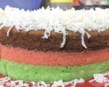 Foto langkah ke 5 dari resep Bolu Lapis Ceria (Kukus | No Mixer | Takaran Sendok).