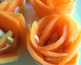 Foto del passaggio 3 della ricetta Roselline di melone in sfoglia