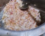 A picture of step 3 of Karela qeema.