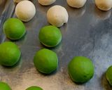 Foto langkah ke 5 dari resep Bakpao Pandan Isi Coklat.