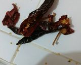 Foto del paso 1 de la receta Pollo al guajillo para niños