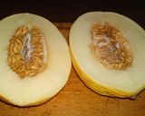 Hideg sárgadinnye leves borsmentával, citrusokkal és sorbet golyókkal recept fázis 5 fotója