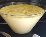 Une image de l'étape 1 de Bugnes (toute mon enfance, recette de famille).