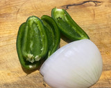 Foto del paso 1 de la receta: Dip de pollo y jalapeño