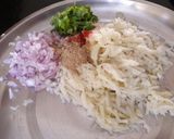 A picture of step 2 of Yogurt-Potato Bread Idli.