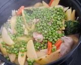 Foto del paso 2 de la receta: Estofado de pollo con papas