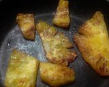 Foto del paso 4 de la receta: Arepa de Zanahoria 🥕con relleno hawaiano!!!😜😜😜🍘🧀🥓🍍🍘