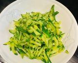 沙茶豬肉小黃瓜的食譜步驟1照片