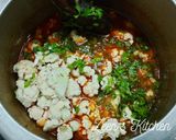A picture of step 3 of Hyderabadi Gobhi Gosht.