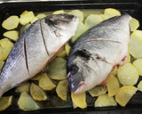 Foto del paso 3 de la receta: Dorada al horno 🐟