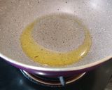 A picture of step 3 of Makhana Namkeen.