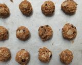 Foto langkah ke 4 dari resep Almond Oatmeal Cookies.
