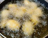 A picture of step 1 of Kashmiri Dum Aloo 🤤.