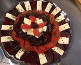Une image de l'étape 7 de Salade de betteraves rouges et tomates au fromage frais.