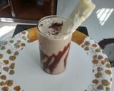 A picture of step 3 of Chocolate coffee shake with malai kulfi.