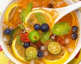 Foto langkah ke 3 dari resep Air Soda Buah.