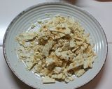 A picture of step 2 of Huancaína Sauce.