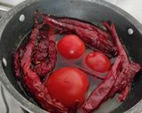टमाटर मिर्ची की चटनी(tamatar mirchi ki chutney recipe in hindi) रेसिपी चरण 1 फोटो