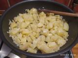 Reggeli - hagymás krumpli tojással