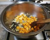 Foto del paso 4 de la receta: Guiso Sevillano de garbanzos con espinaca