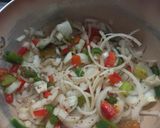 Foto del paso 2 de la receta: Zapallito, repollo y queso untable