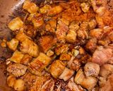 Hình bước làm 2 của món Cá bông lau kho thịt