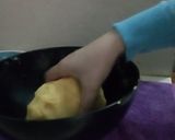 Foto langkah ke 2 dari resep 52. Kue Kering Susu 3 Bahan No Oven.