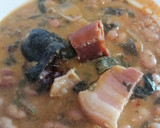Foto del paso 3 de la receta: 42. Fabada de alubias pintas y espinacas / Cocción lenta