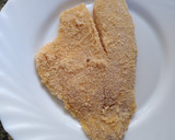 Foto del paso 2 de la receta: Tilapia congelada con empanado simple