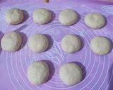 Foto langkah ke 4 dari resep Donut Susu.