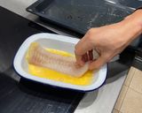 Foto langkah ke 4 dari resep Baked Crusted Haddock & Salad - Praktis dan Antigagal.