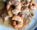Foto del paso 15 de la receta: Zarzuela de pescado y gambones, low cost !!