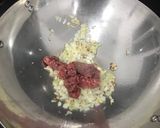 Foto langkah ke 2 dari resep Tumis buncis daging rawit.