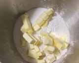 A picture of step 1 of Nectarine Tart.