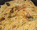 Foto del paso 4 de la receta: Espaguetis con champiñones y salchichón