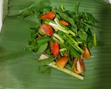 Foto langkah ke 4 dari resep Pepes Ayam Kemangi.
