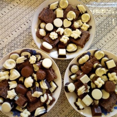 Mothersday Homemade Chocolates Recipe by Roopal Mandavia - Cookpad