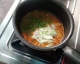 A picture of step 3 of Veg Thupka.