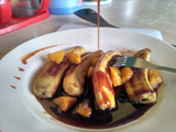 Pisang panggang saus gula merah nanas